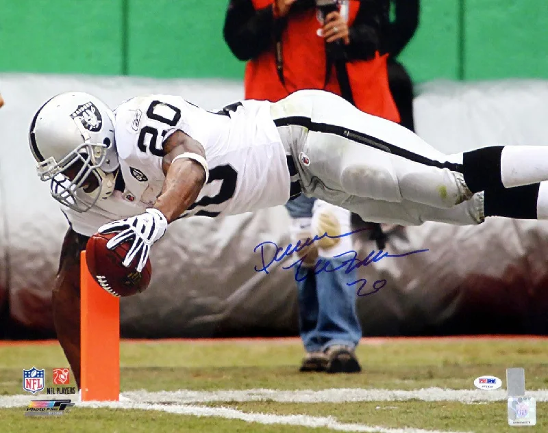 Gold Football Helmet-Darren McFadden Autographed 16x20 Photo Oakland Raiders PSA/DNA Stock #77867