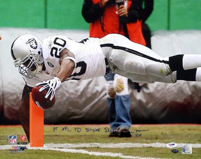 Speed Football Helmet-Darren McFadden Autographed 16x20 Photo Oakland Raiders "1st NFL TD 9/14/08" PSA/DNA Stock #20856