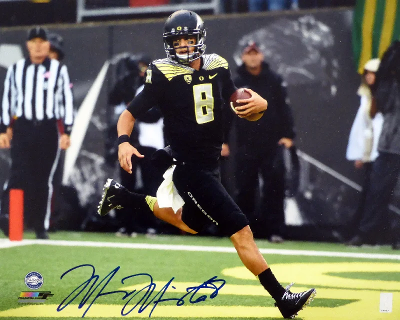 Moisture Control Football Helmet-Marcus Mariota Autographed 16x20 Photo Oregon Ducks MM Holo Stock #87198