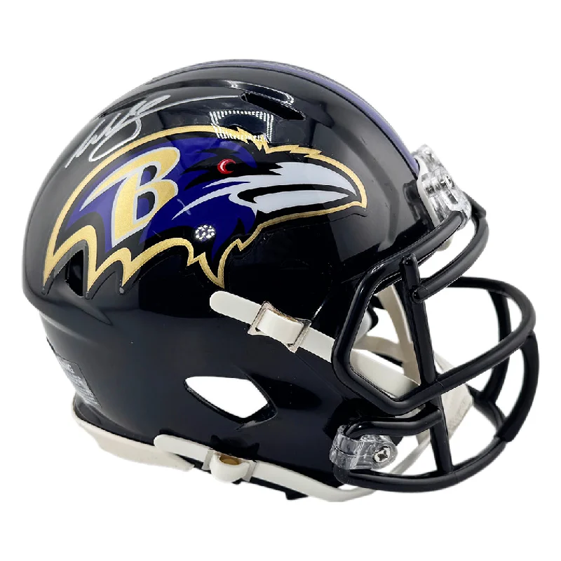 Padded Football Helmet-Willis McGahee Signed Baltimore Ravens Speed Mini Football Helmet (Beckett)